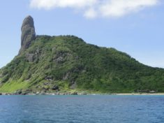 morro do pico e praia do boldro