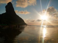 por do sol na conceicao noronha